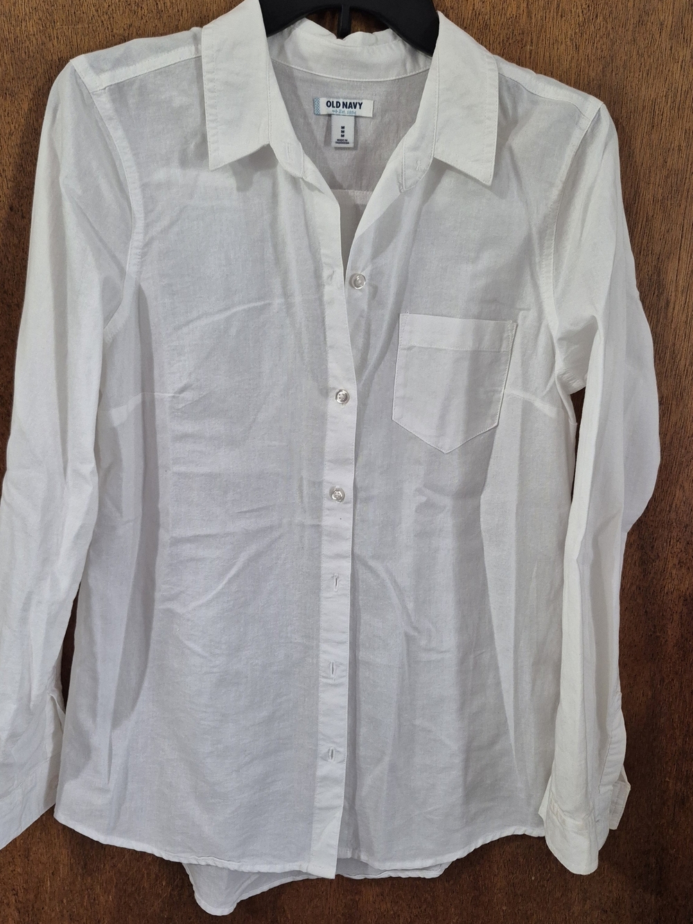 Old Navy White Long Sleeve Button-Up Shirt with Chest Pocket